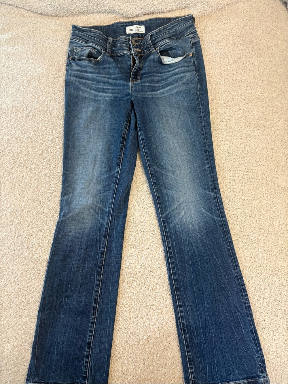 BKE Women's PAYTON Bootcut Jeans in Dark Blue Wash - Picture 2 of 5